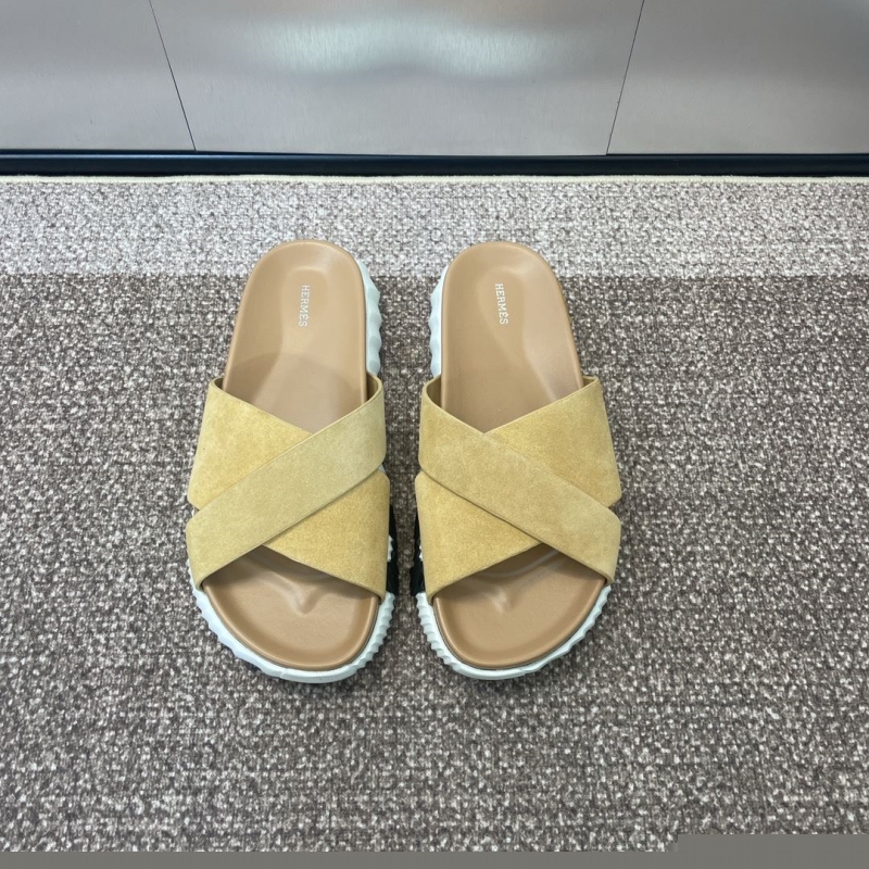 H**mes slippers